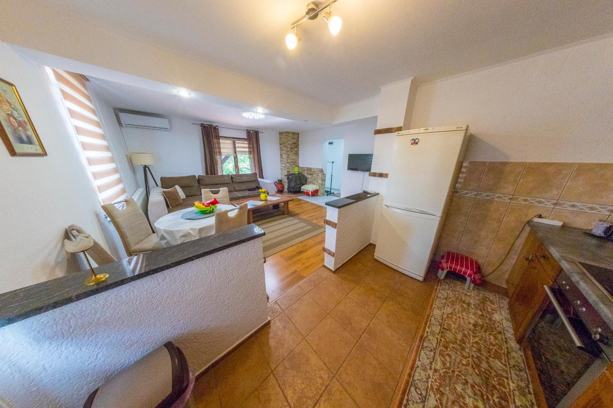 Apartman Ozimice 2 บีฮัช ภายนอก รูปภาพ