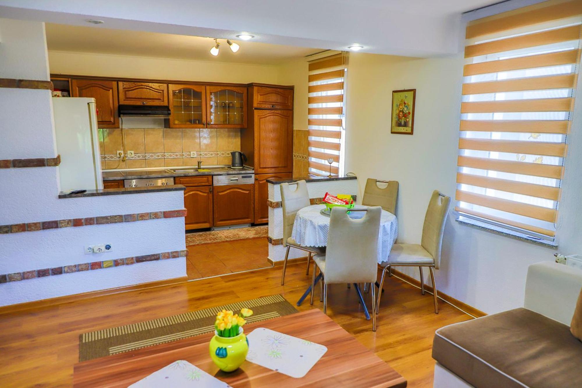 Apartman Ozimice 2 บีฮัช ภายนอก รูปภาพ